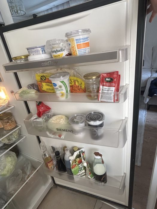 Холодильник SIEMENS