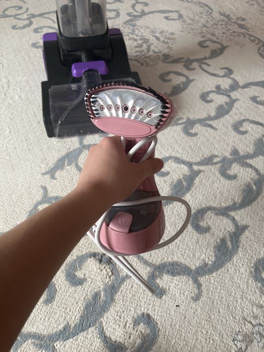 Продается пылесос моющий