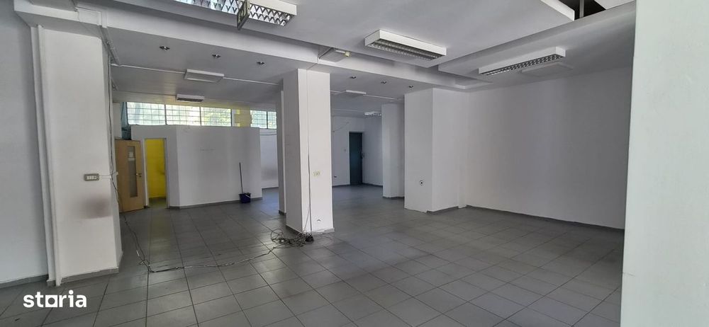 Spatiu Comercial 180mp zona Modern Simion Barnutiu 2.400 euro