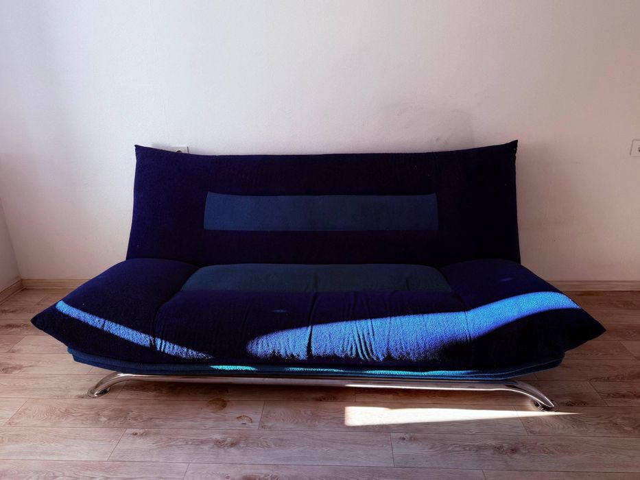 Диван, раскладной, хороший.