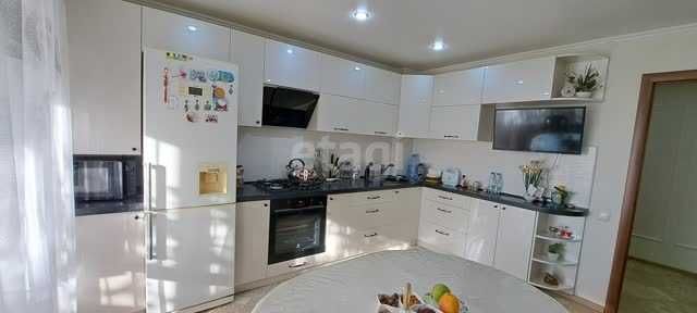 Продам 2-ч комнатную квартиру