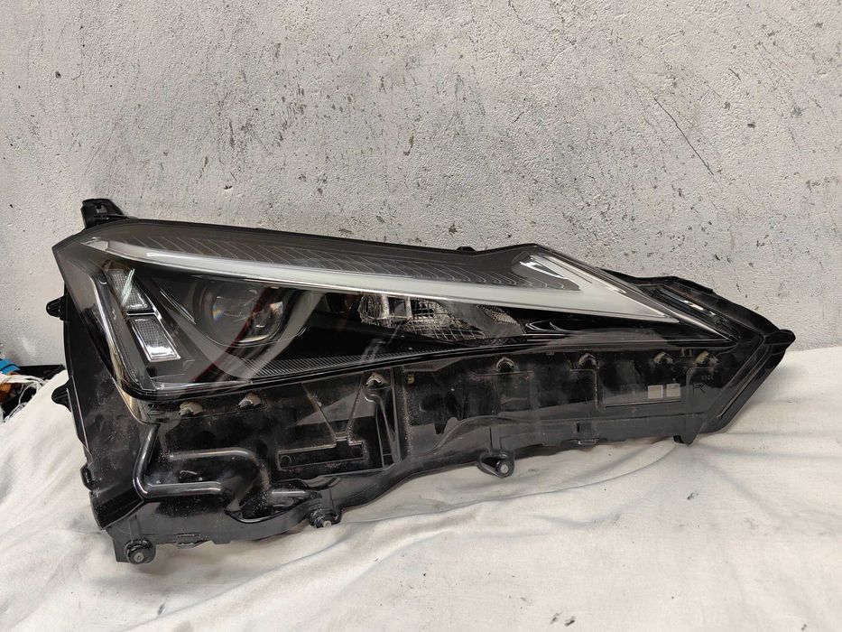 Оригинален фар Лексус  Lexus UX UX250h Full Led