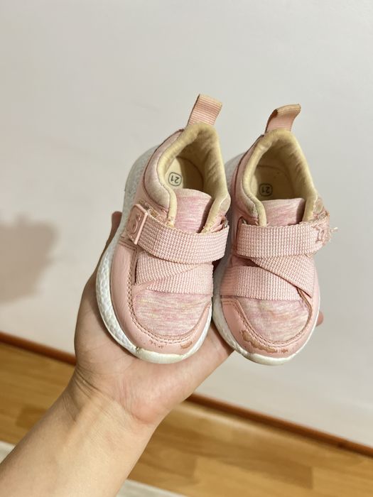 Детский кроссовки