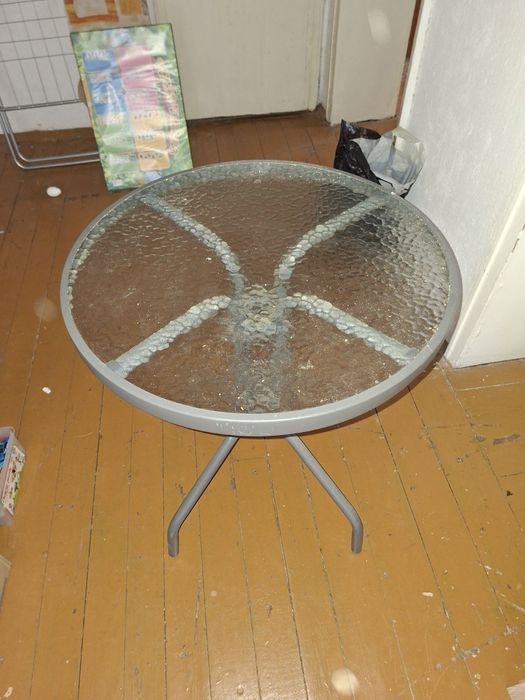 Стъклена     маса