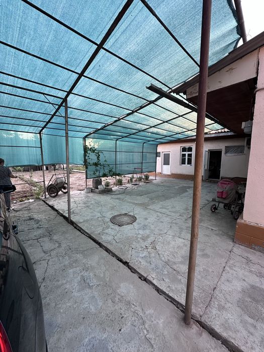 Дом продается в центре г.Янгиюль