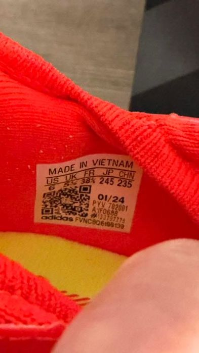 Бутони/ стоножки за футбол Адидас Adidas