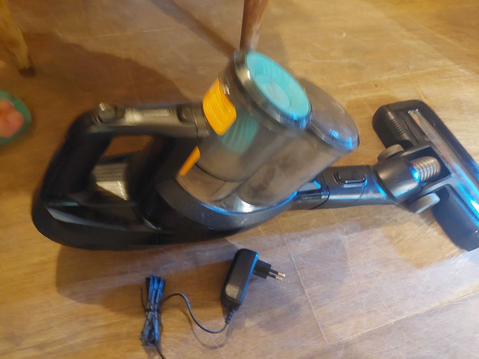 Прахосмукачка със магнитно зареждане