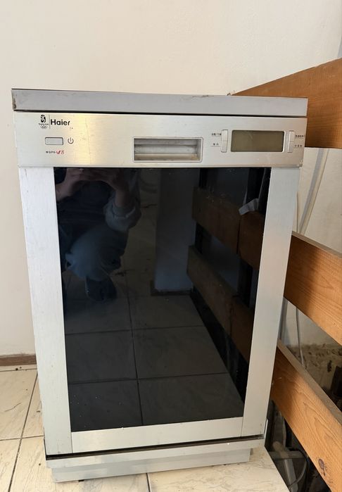 Продам посудомоечную машину