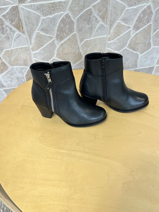 Ghete dama piele  naturala noi,toc 7 cm