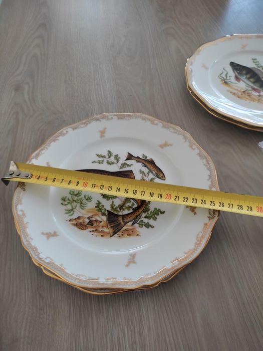 Комплект порцеланови чинии с риби за НИКУЛДЕН* Лимож* Франция*