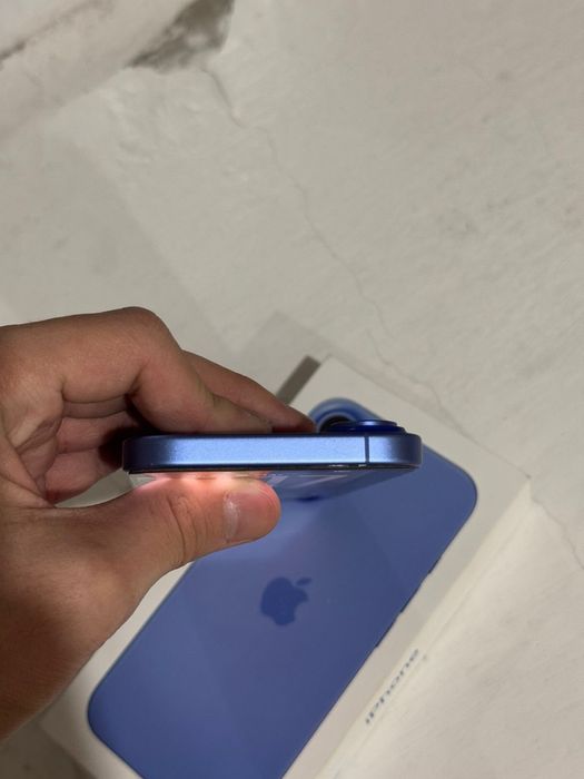 Продам айфон 16 90% 128гб