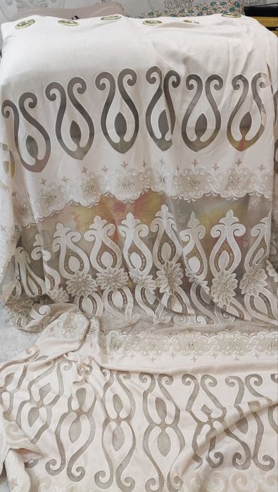 Продаются готовые занавески. Территориально Юнусабад.