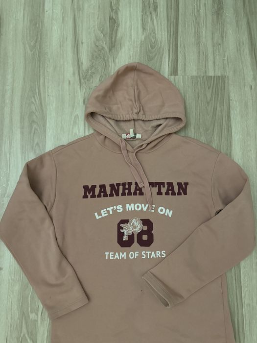 Разгружаю гардероб.