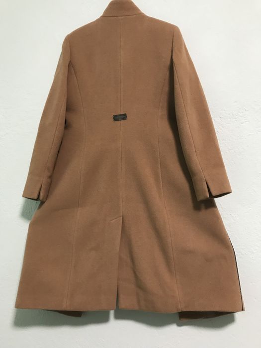 Елегантно дамско палто