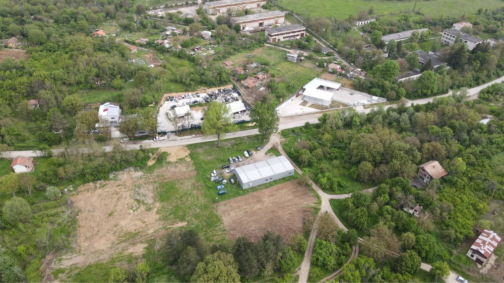 Продава се Парцел в Плевен, Индустриална зона - 1920 кв.м за 24 €/кв.м - Снимка #1