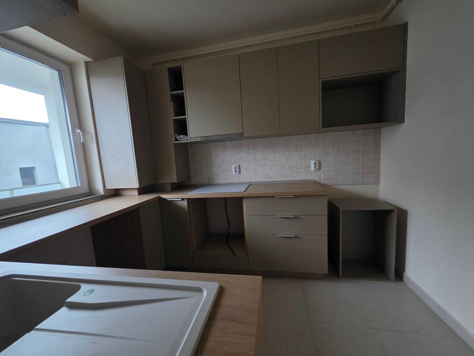 Apartament doua camere mobilat Intre Lacuri