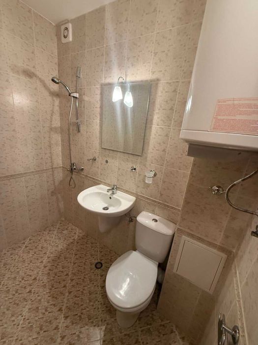 Продава се Двустаен апартамент в к.к. Слънчев бряг - 69 кв.м за 1087 €/кв.м - Снимка #4