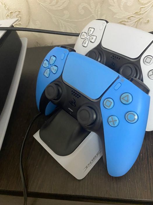 Продам Sony Playstation 5