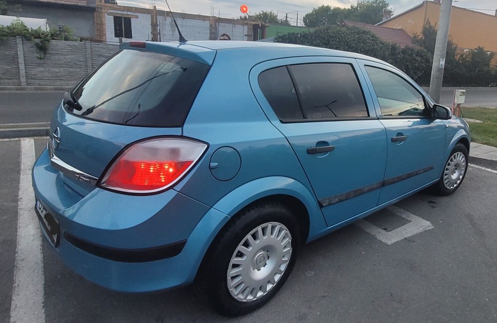 OPEL Astra 2004 — imagine 4