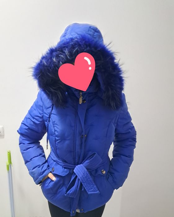 Vând geacă dama cu puff  la interior ,pt iarnă