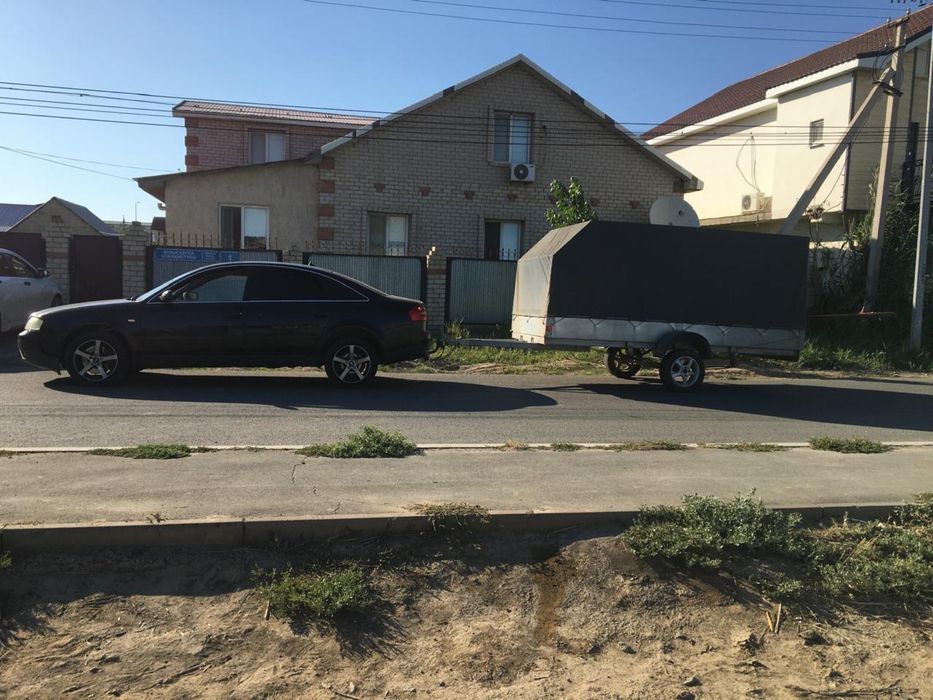 Прицеп іші қапталған