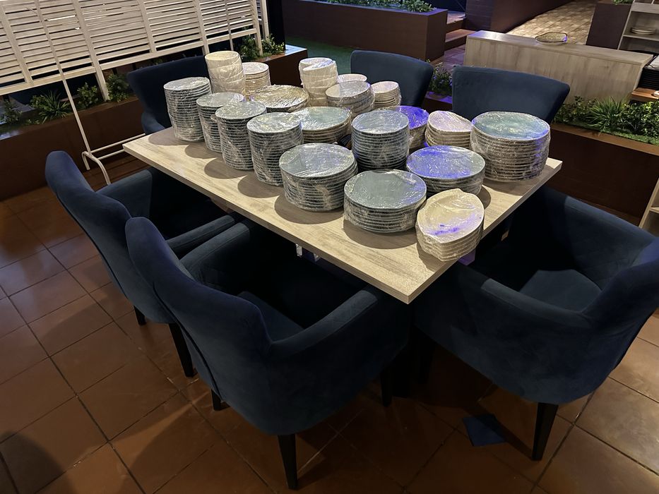 Продам ресторанное оборудование мебель