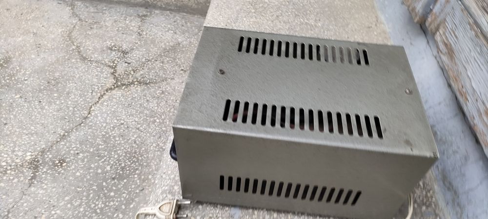 Stabilizator de tensiune