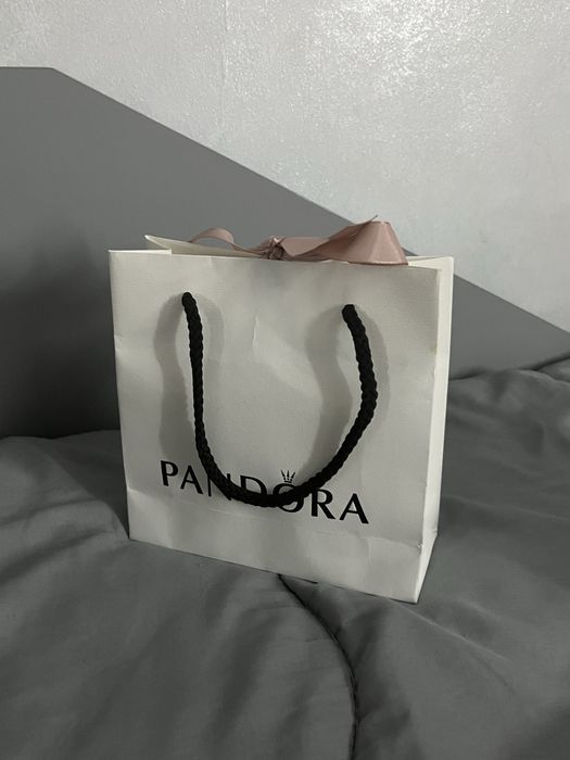 Pandora Колие Безкрайна любов