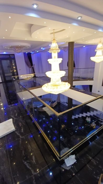 Balustrada din sticla securizata , mana curenta