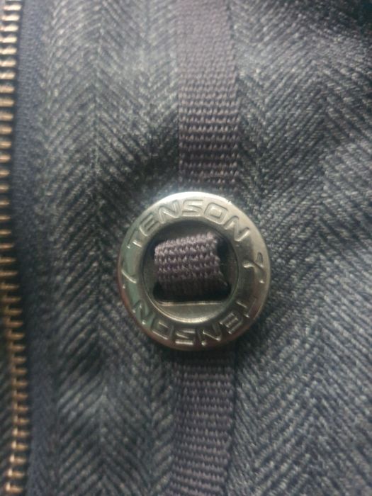 Pardisiu jaketa Tenson