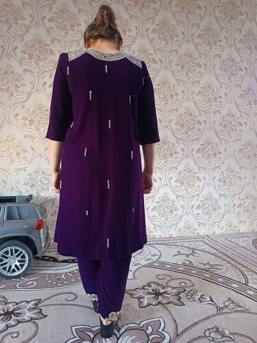 Bir marta kiyilgan yangi kelin ko'ylak sotiladi,