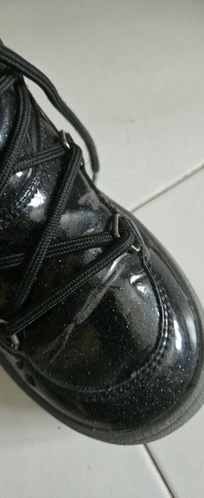 Лачено зимно-есенно яке и ботуши moon boots