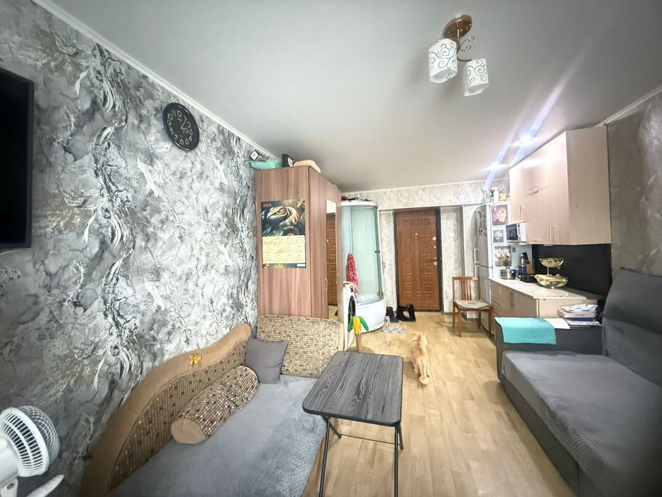 Продаётся комната в общежитии 18м2 6500