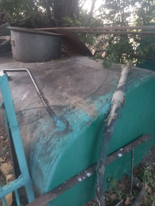 Цистерна,бочка большая 500литров