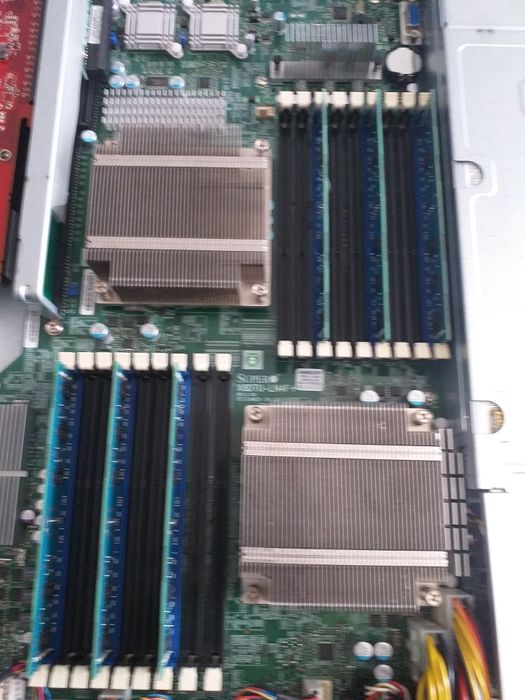 Server supermicro