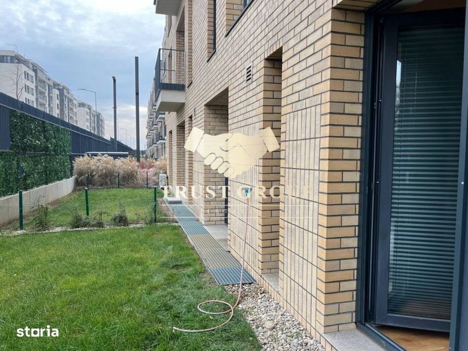 Studio Avalon Estate | Gradina Proprie 35 mp |