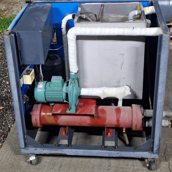 Продам чиллер промышленный 10HP водяного охлаждения - ПОЛНЫЙ КОМПЛЕКТ