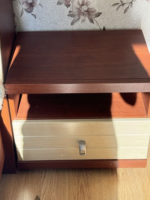 Спальный гарнитур