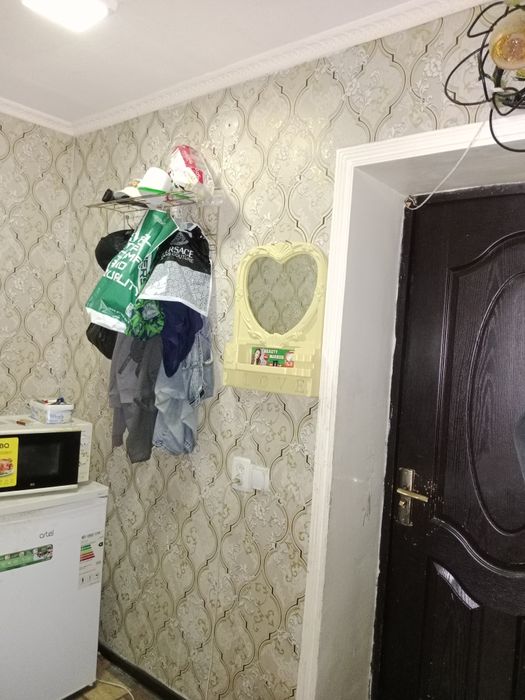 1 комнатная квартира в бывшем общежитие,