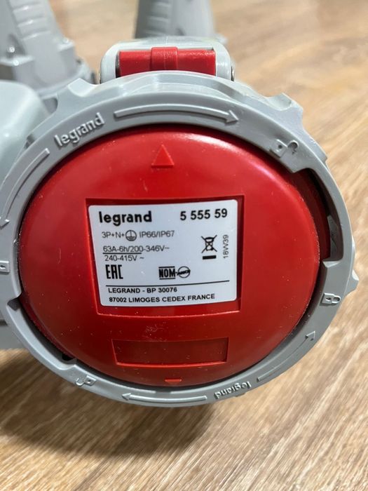 Легранд розетка