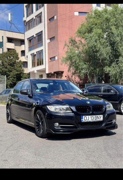 Vând  BMW e90 facelift din 2010 în stare perfectă, itp  valabil ofer fiscal pe loc, pentru mai multe detalii mesaj în privat