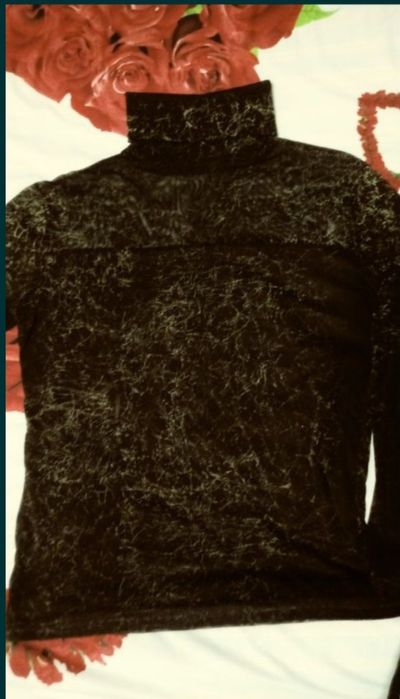 Кофты, водолазки, джемпера, батник очень красивые