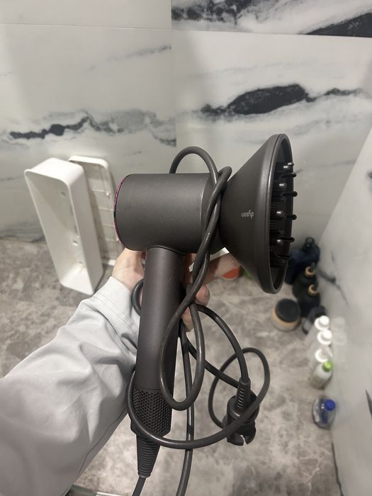 Фен Дайсон с насадкой