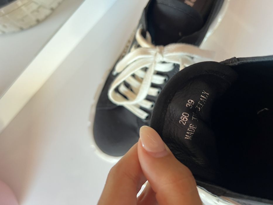 Prada кецове черни