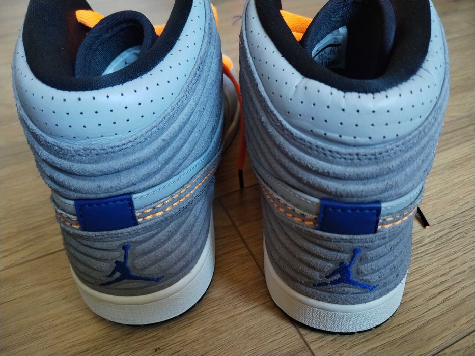 Nike Air Jordan 1 Retro 93 Bugs Bunny Мъжки Кецове Номер 44.5