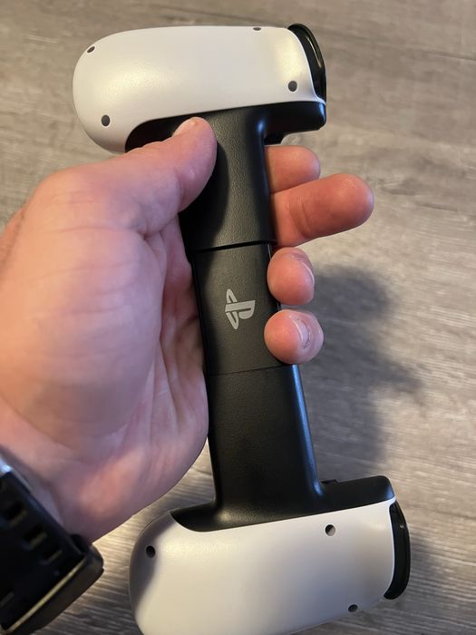 Vand Backbone One nou