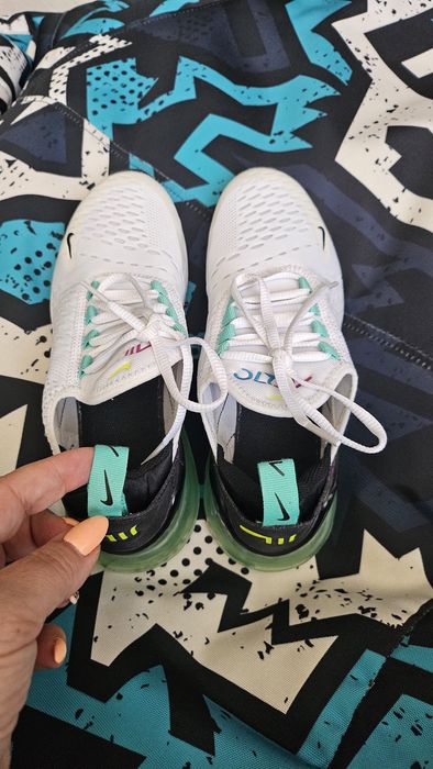 Маратонки Nike Air Max 270