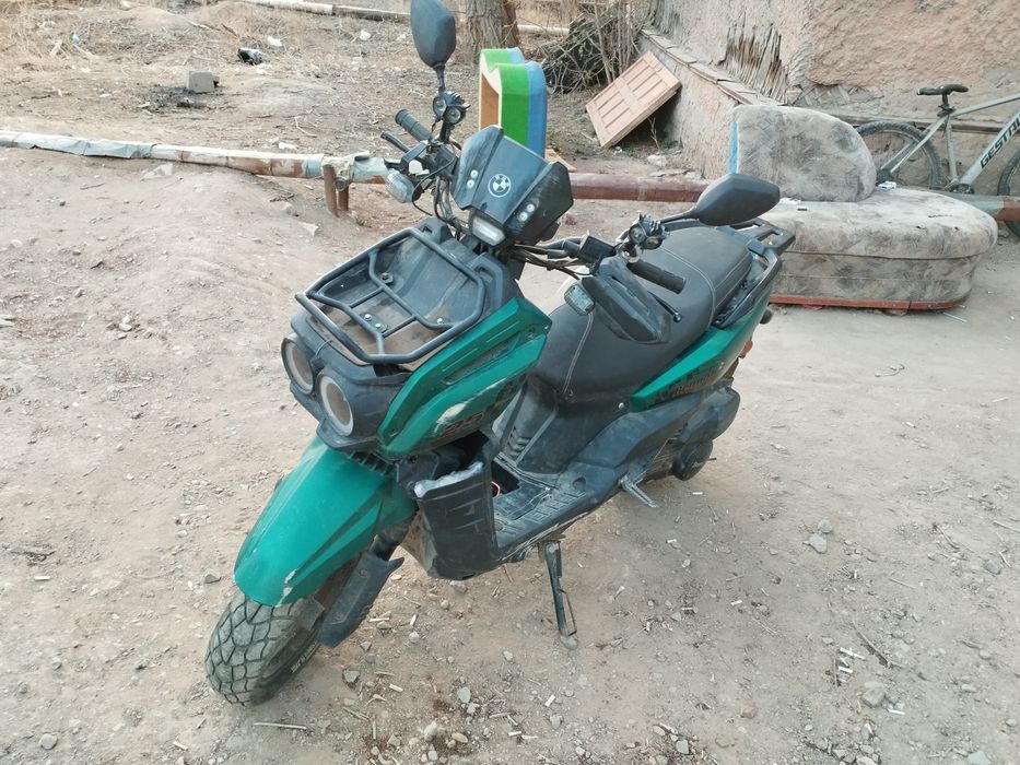 Продам скутер танк 180кб Биналия