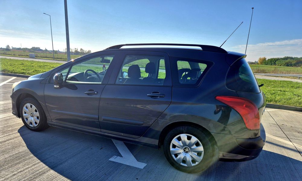 Vând  Peugeot 308