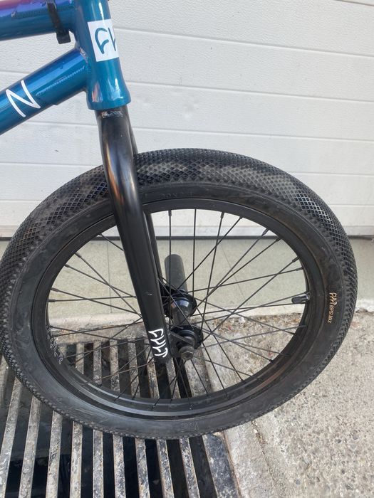 Bmx cult devotion колело